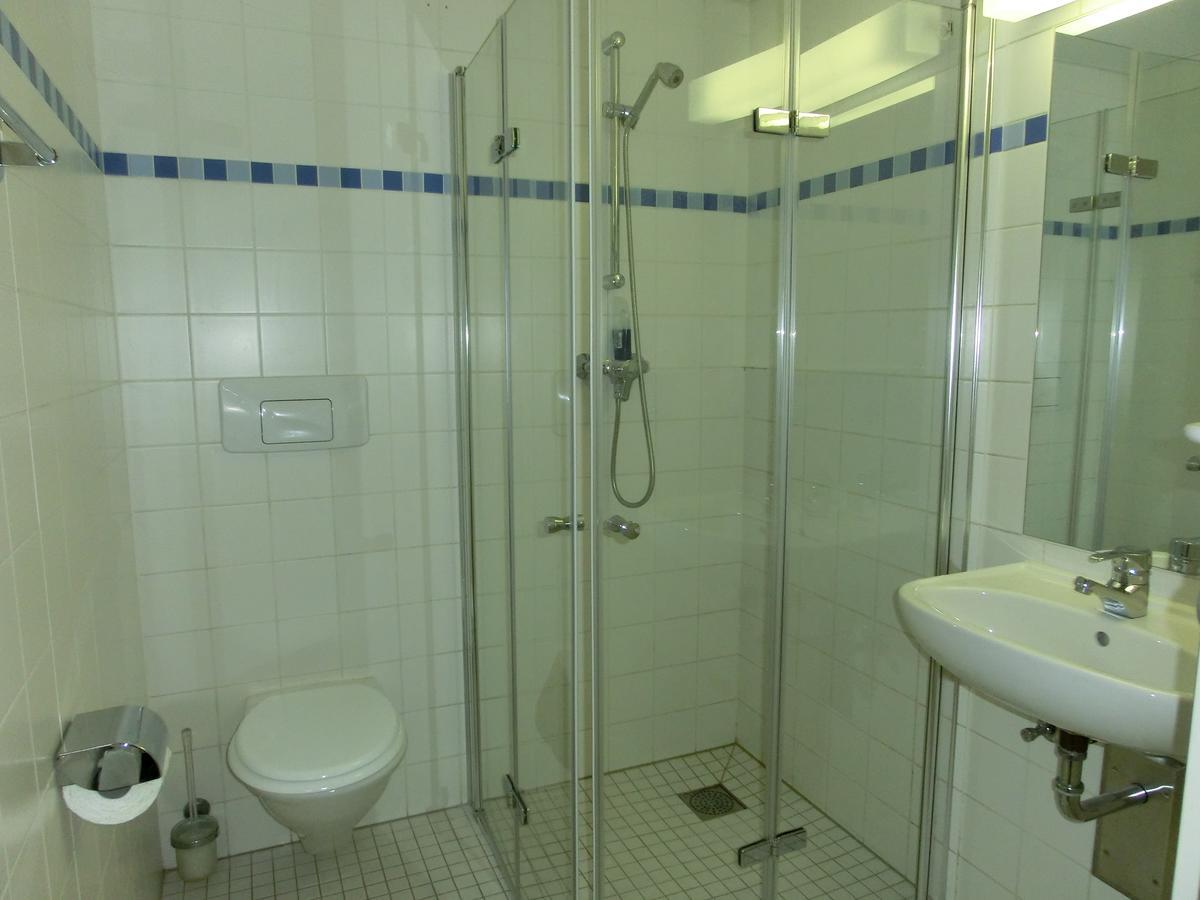 Domane Neu Gaarz Hostel ภายนอก รูปภาพ
